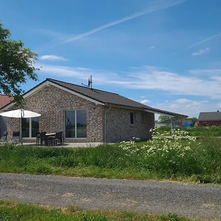 Haus Friesenhuus - Urlaub Direkt An Der Kueste *