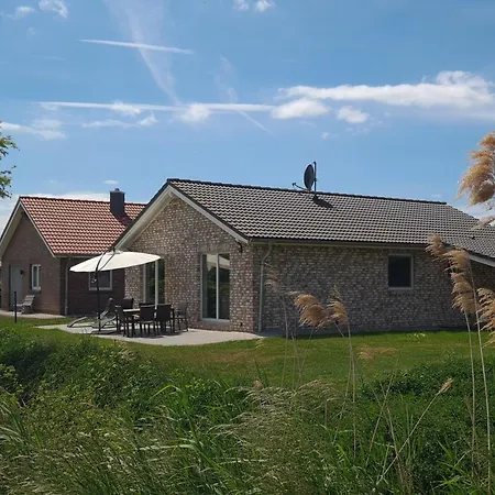 Haus Friesenhuus - Urlaub Direkt An Der Kueste
